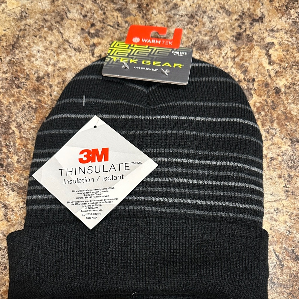 Tek Gear 3M Thinsulate Black and Gray Beanie